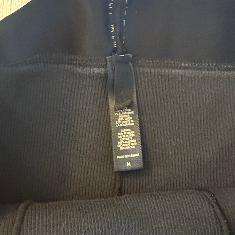 Skims Ribbed Boxers - Picture 2 of 4